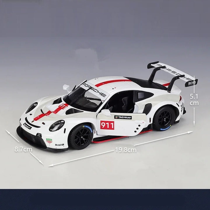 Porsche 911 RSR LM  1:24 20cm