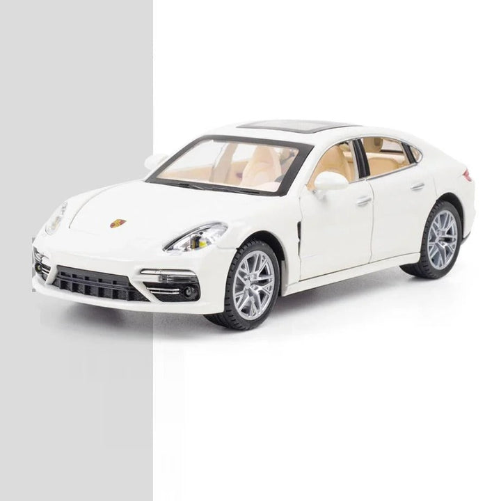 Porsche Panamera 1:24 20cm