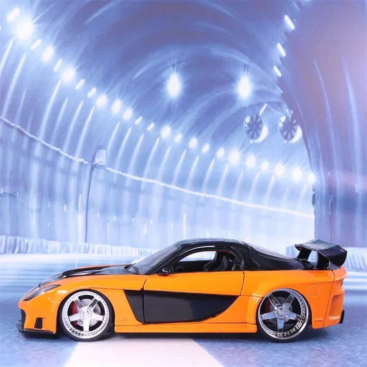 Mazda RX7 1:24