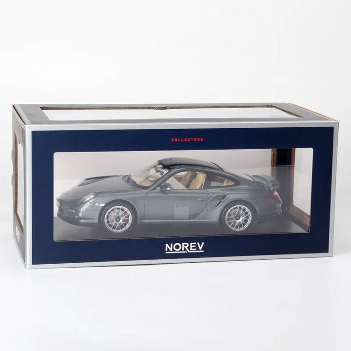 Porsche 911 2010 Norev 1:18 Cinza