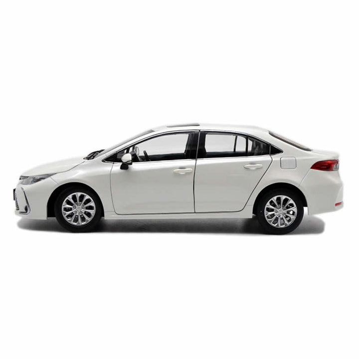 Corolla 1:18