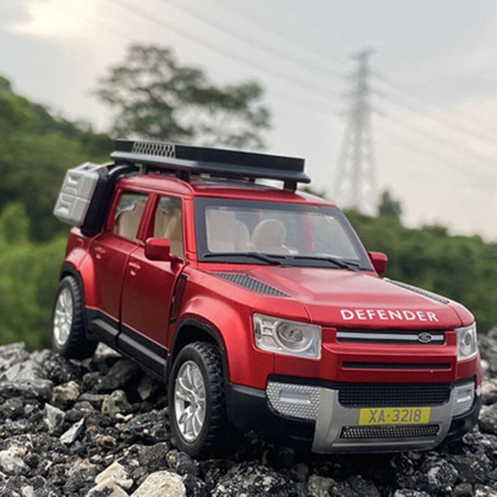 Land Rover Defender 1:32