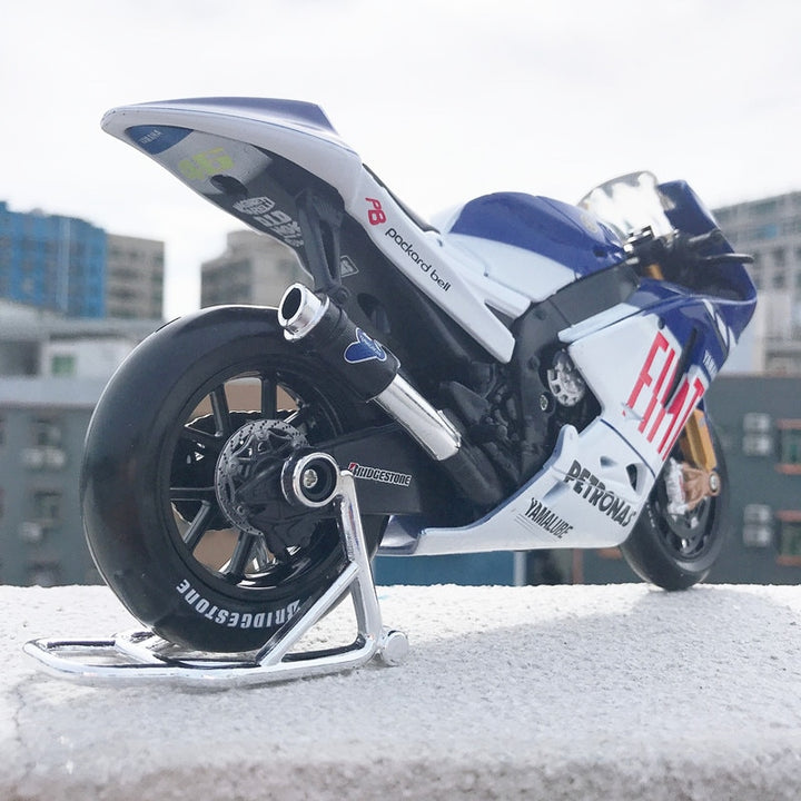 Moto 1:10 Fiat Yamaha