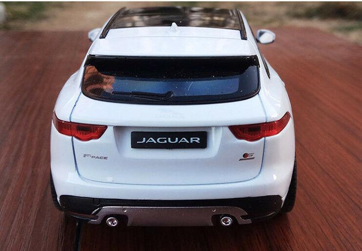 JAGUAR F-PACE 1:24