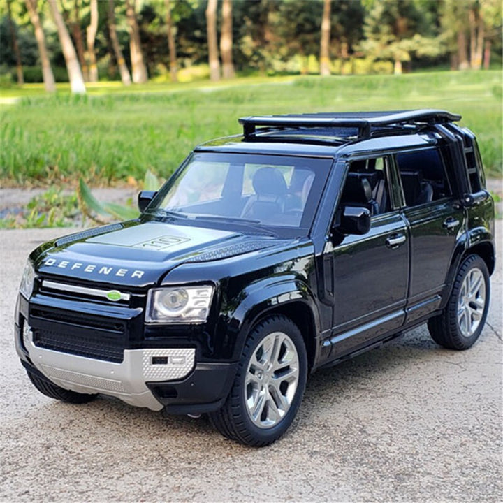 Land Rover Defender 1:24 21cm