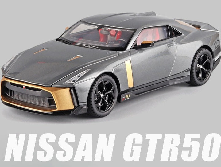 Nisasn GTR50 1:18 27cm