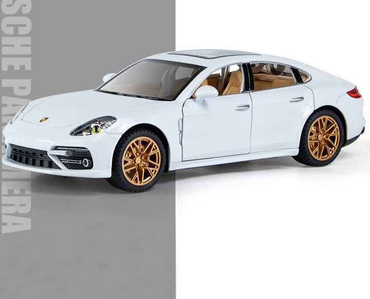 Porsche Panamera 1:24 20cm