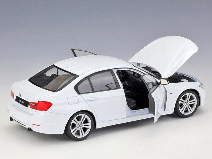 BMW 3 Series 335i 1:24 19cm