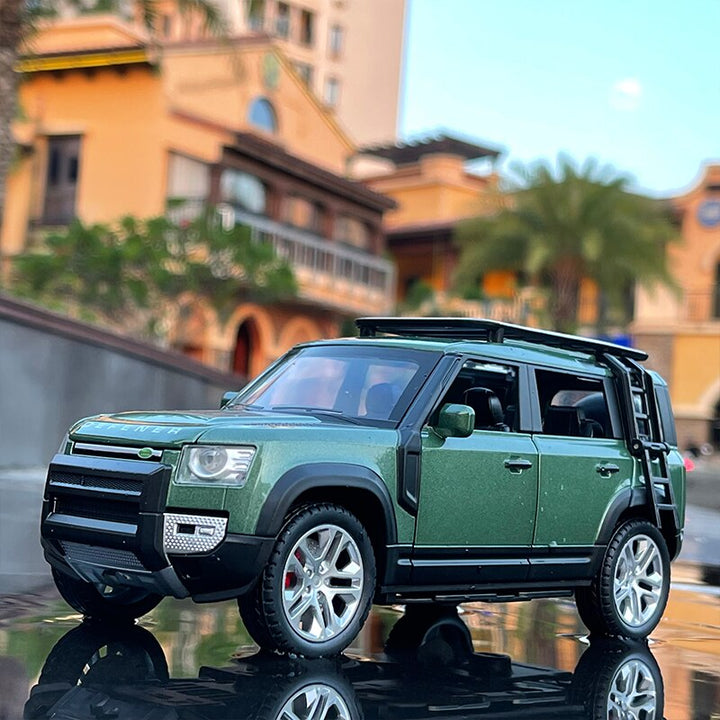 Land Rover Defender 1:24 21cm