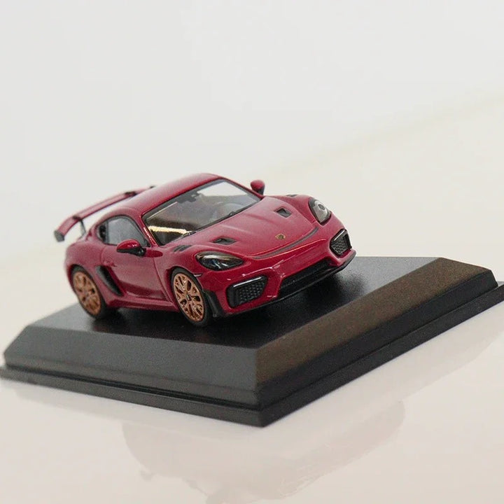 Porsche Cayman GT4 1:64