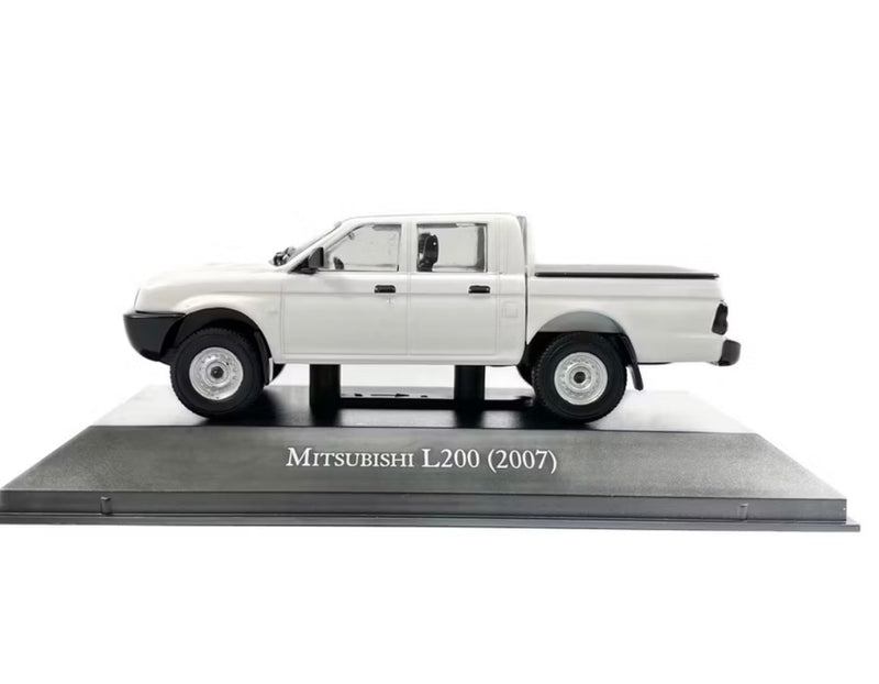 Mitsubishi L200 (2007) Pick-up 1:43