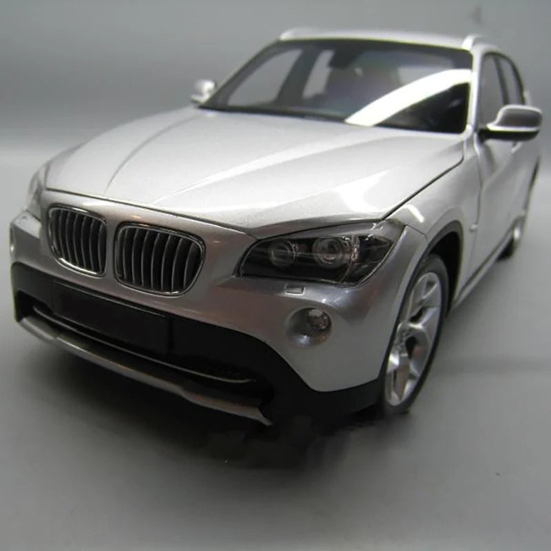 BMW X1 1:18