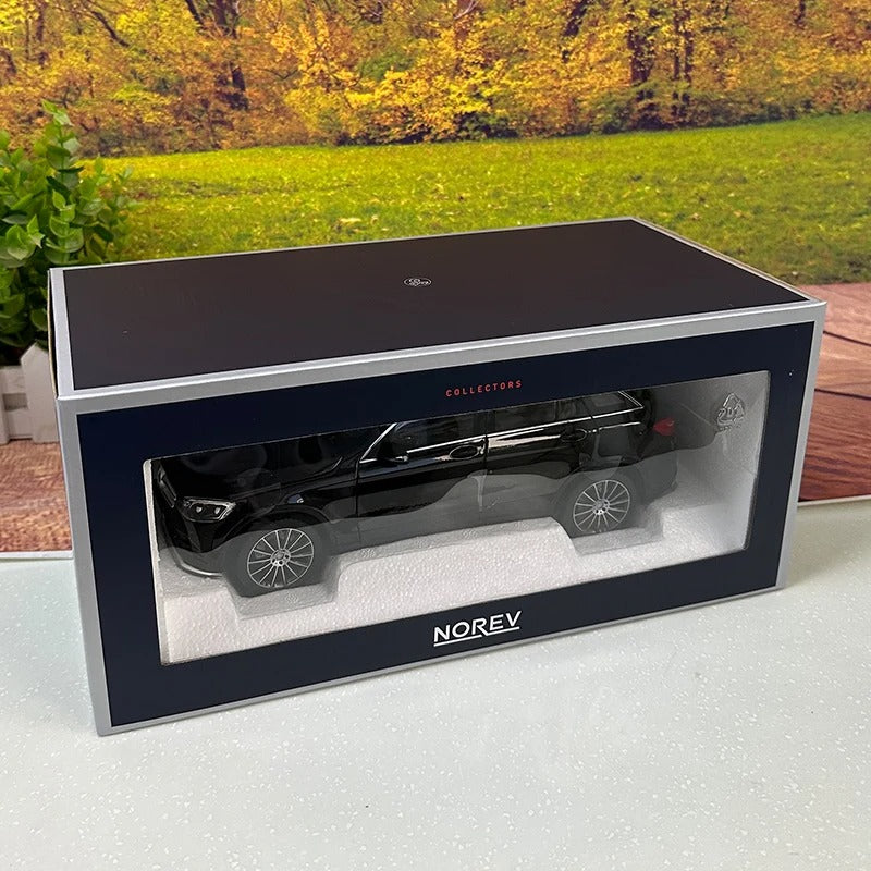 Mercedes GLC 1:18