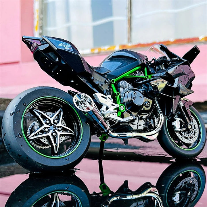 Moto Kawasaki 1:9 22cm