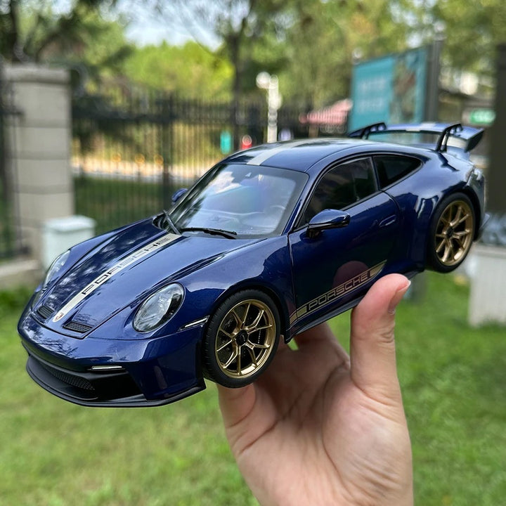 PORSCHE 911 GT3 1:18