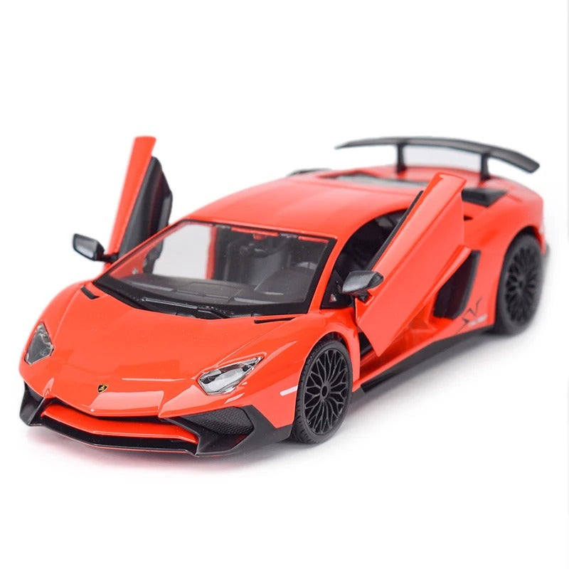 Lamborghini Aventador SV 1:24 20cm