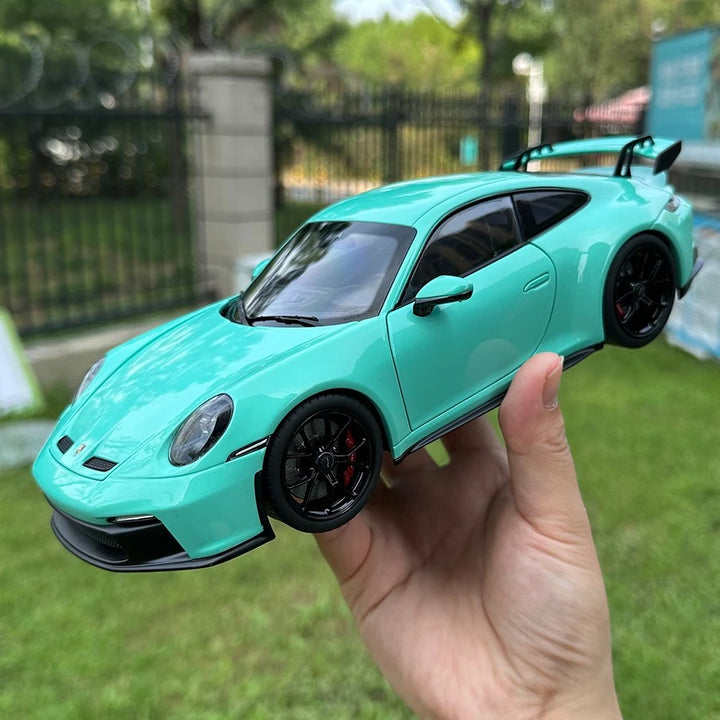 PORSCHE 911 GT3 1:18