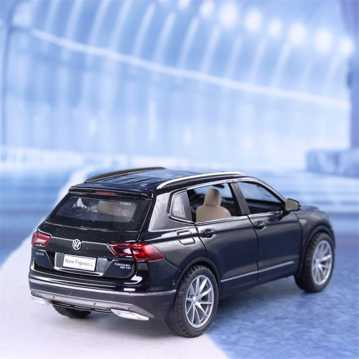 Volkswagen Tiguan 1:32