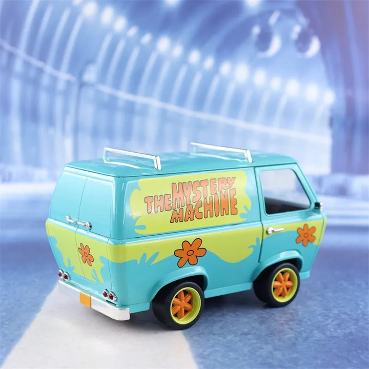 Van Filme 1:24 + Bonecos