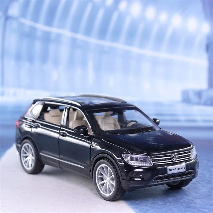 Volkswagen Tiguan 1:32