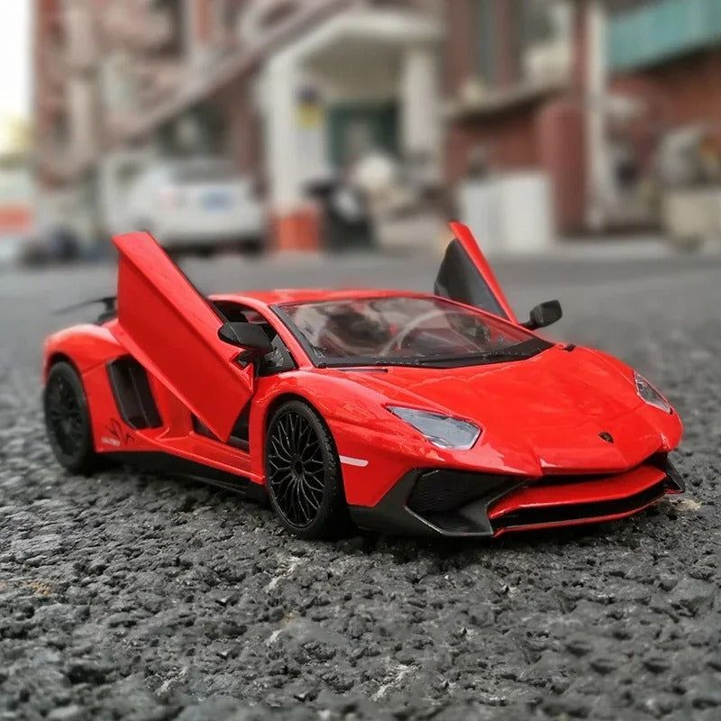 Lamborghini Aventador SV 1:24 20cm