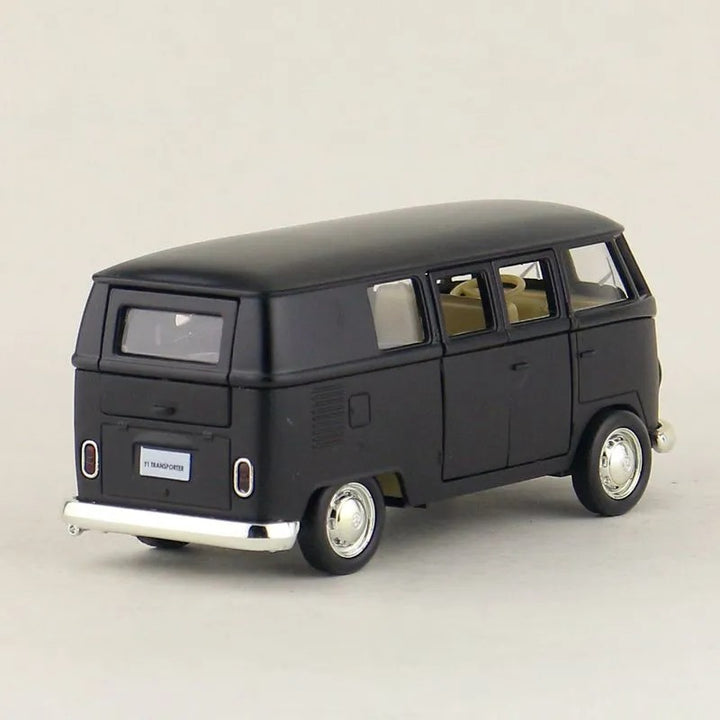 Kombi 1:36