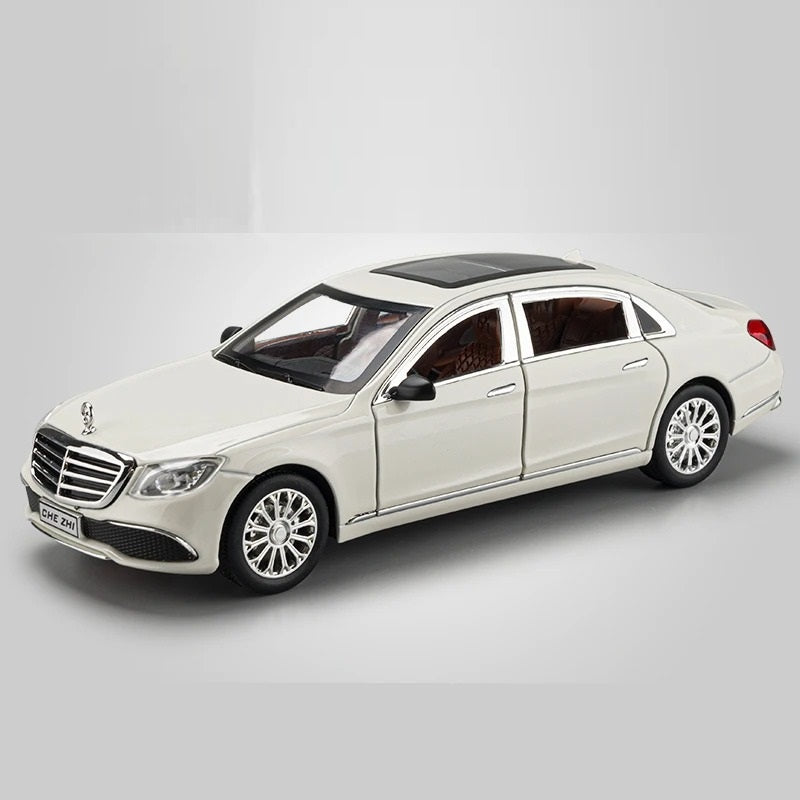 Mercedes Benz E300 E-Class Sport 1:24 22cm