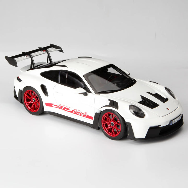 PORSCHE 911 GT3 1:18