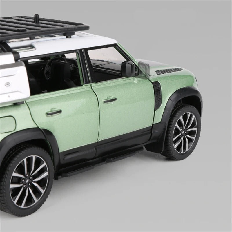 Land Rover Defender 2022 1:24 22cm