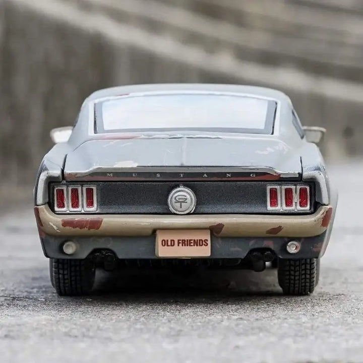 Ford Mustang GT 1967 1:24 19cm