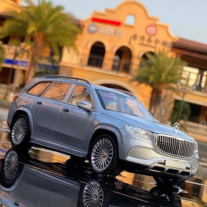 Mercedes-Benz Maybach GLS600 1:24 21cm