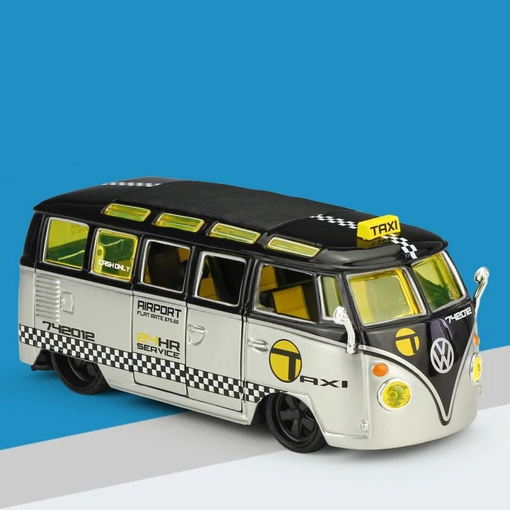 Kombi Personalizada Volkswagen 1:24