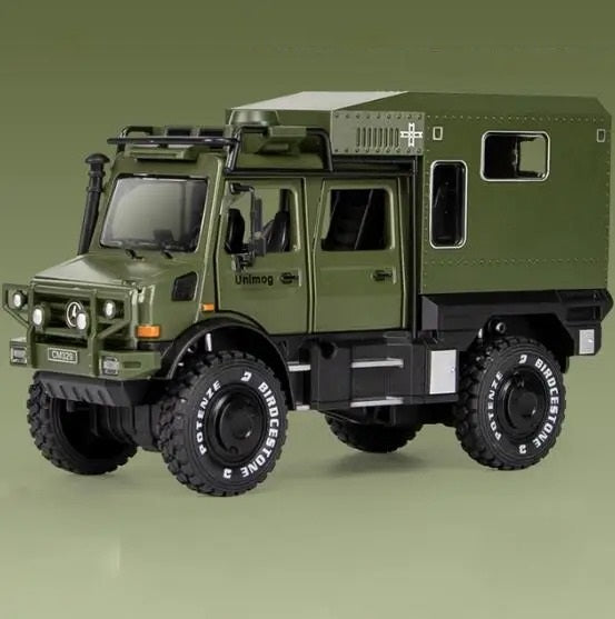 Mercedes-Benz MotorHome 1:24