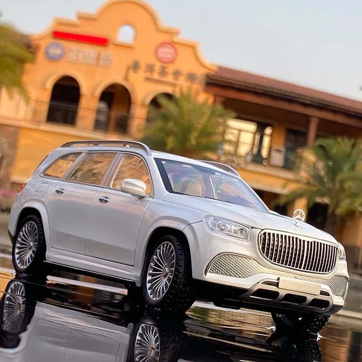 Mercedes-Benz Maybach GLS600 1:24 21cm