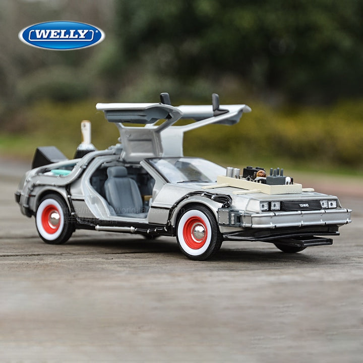 DeLorean De Volta Para o Futuro 1:24 30cm