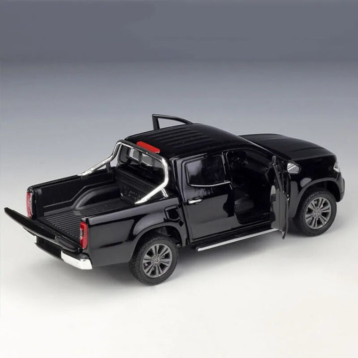 Camionete X-Class Sport Pickup 1:24