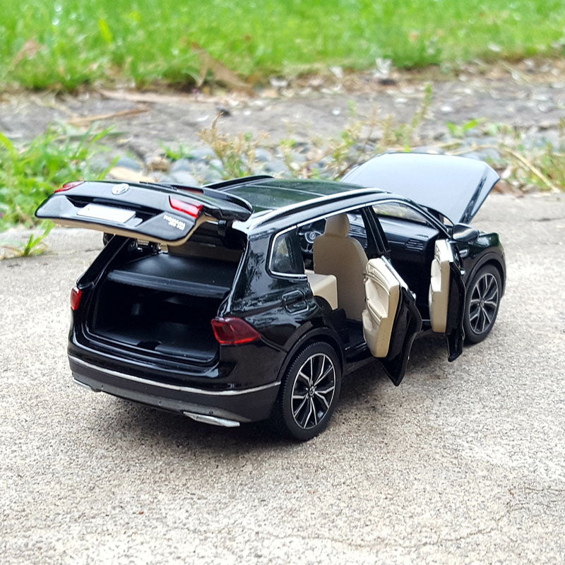 Volkswagen Tiguan 1:32