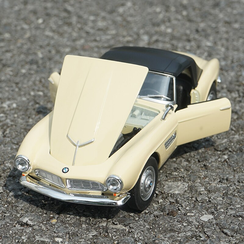 BMW 507 1:24 18cm