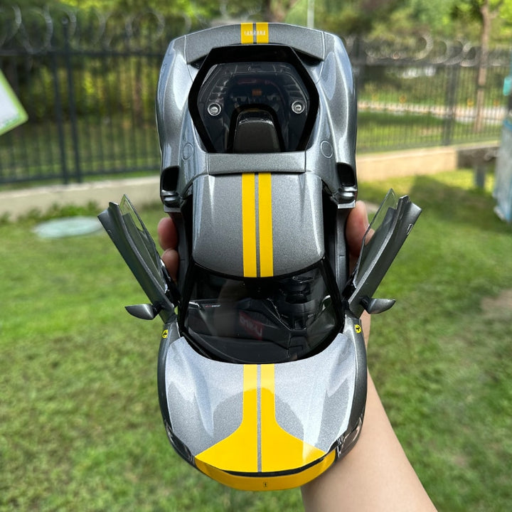 Ferrari 296 GTB 1:18 25cm