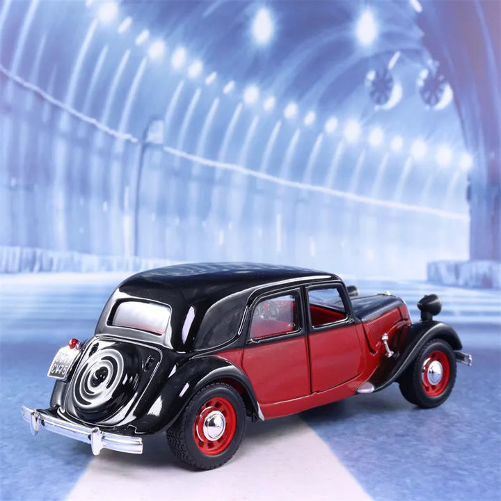 Citroen 15 CV TA Vintage 1938 1:24