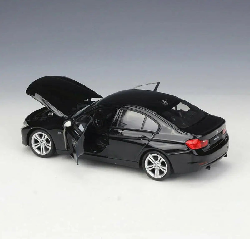 BMW 335i 1:24 20cm