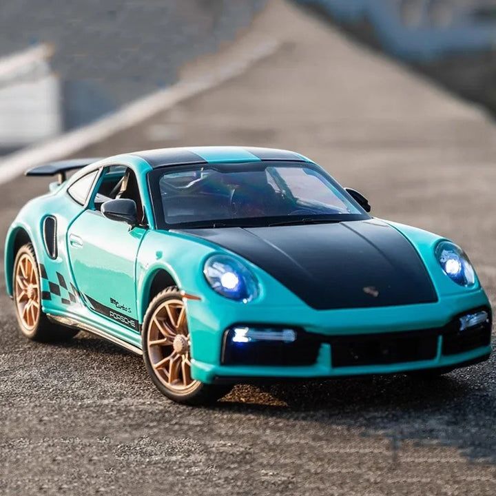 Porsche 911 TARGA 4S Turbo S 1:24 21cm