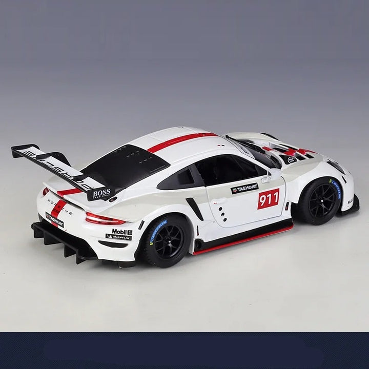 Porsche 911 RSR LM  1:24 20cm