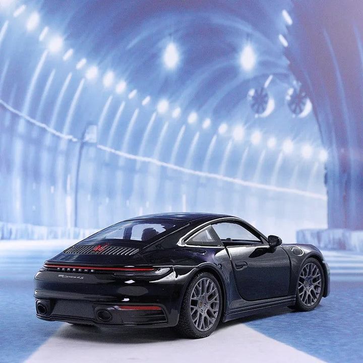 Porsche 911 Carrera (992) 1:24 19cm