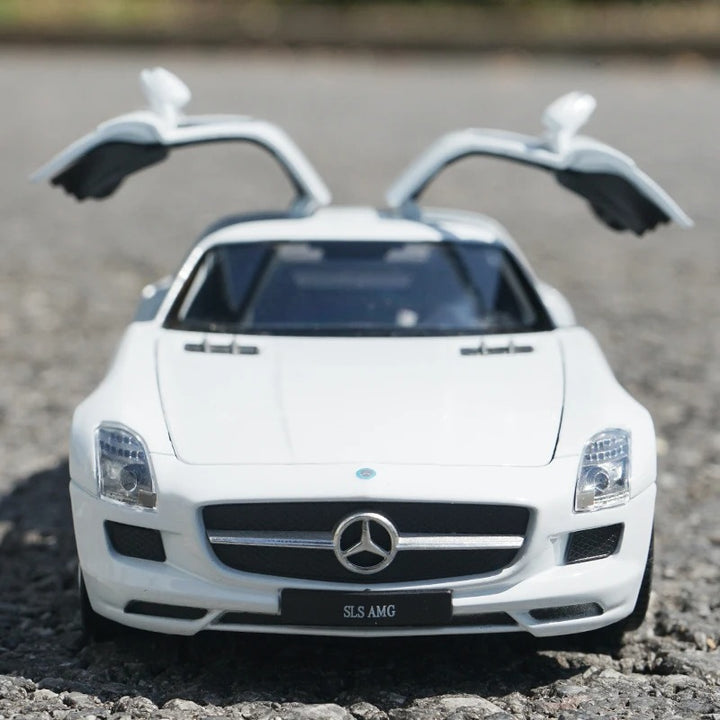 Mercedes SLS AMG 1:24