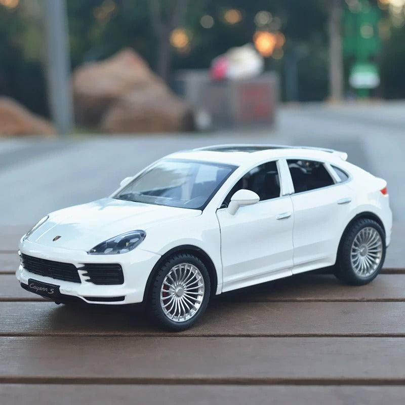 Porsche Cayenne S Coupe 1:24 21cm