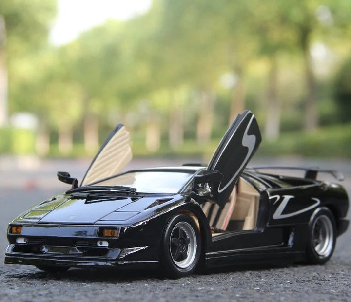 Lamborghini Ghost 1:18