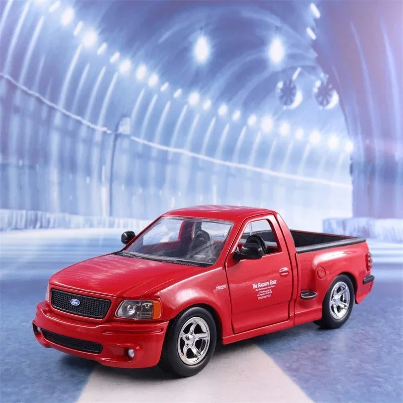 Ford F-150 SVT 1:24