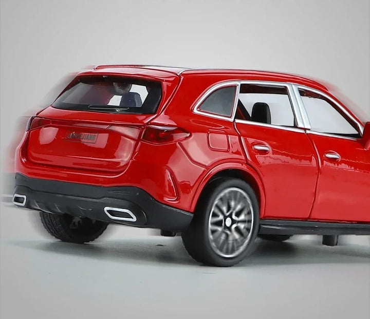 Mercedes-Benz GLC 400 E 1:32