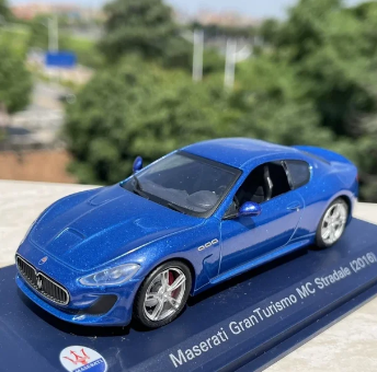 Maserati  1:43